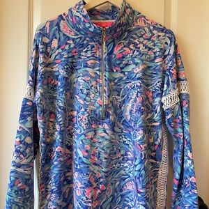 Lilly Pulitzer popover. EUC. Medium.